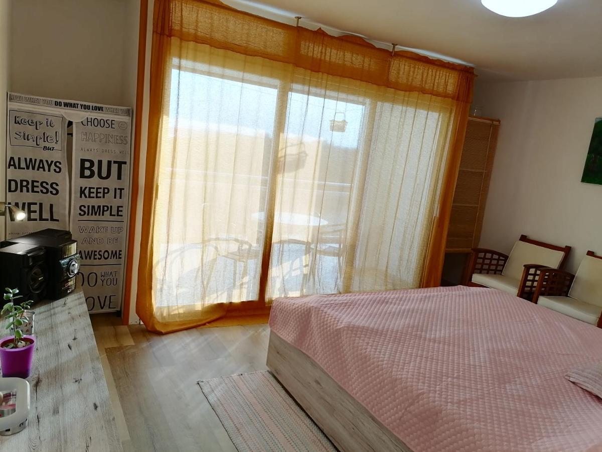 Kika Dramalj Exterior foto